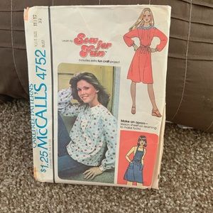 Antique Women’s 1960s pattern👗